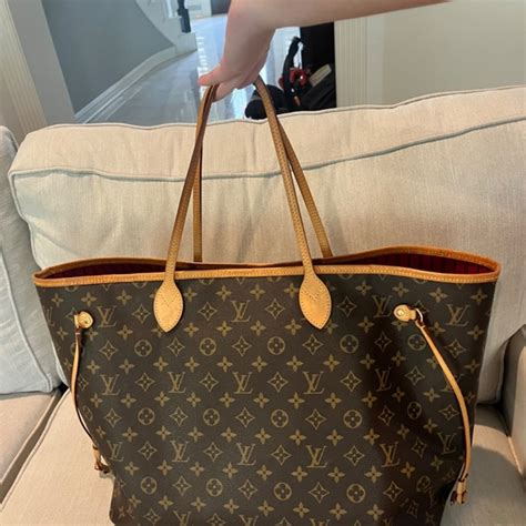 LOUIS VUITTON Monogram Neo Neverfull GM Pivoine.